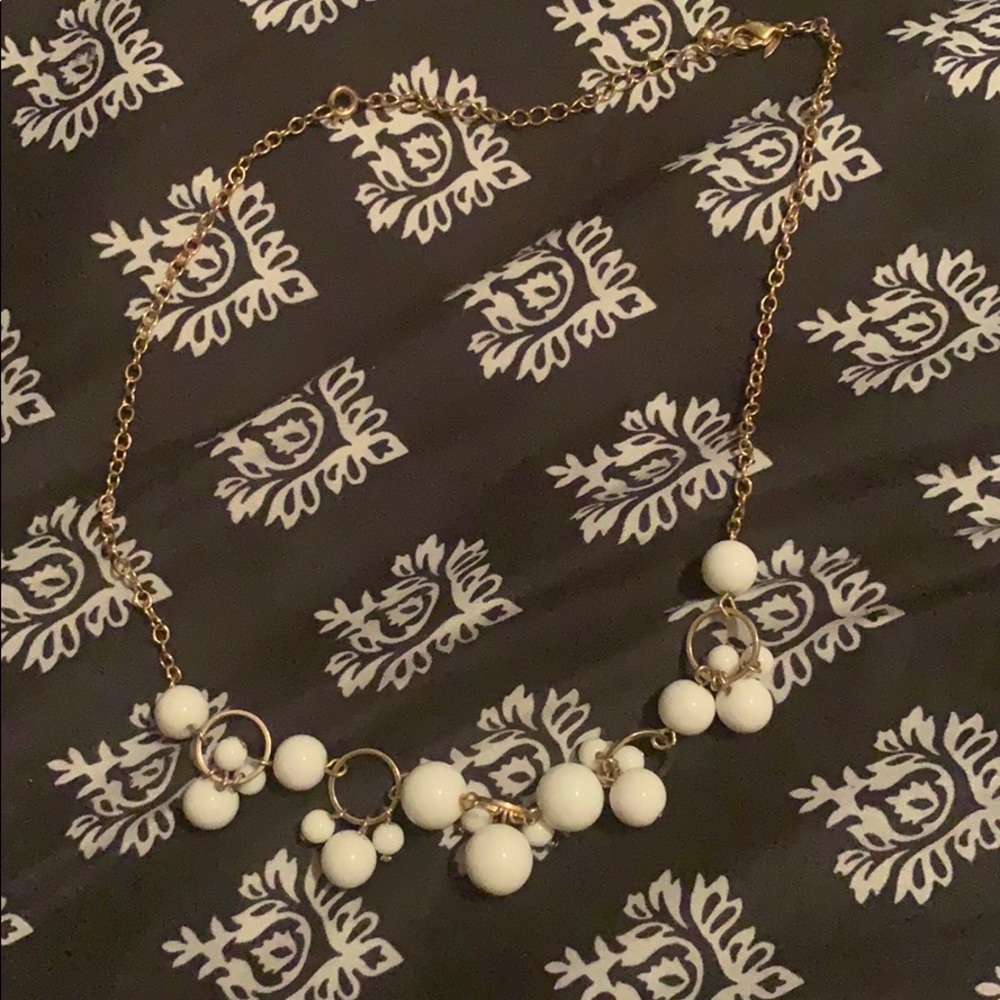 CATO White Necklace
